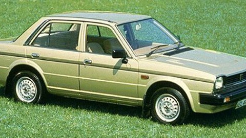 Triumph Acclaim 1.3_(xd)_(69_hp)